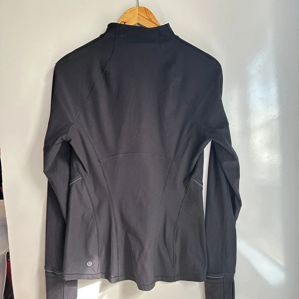 Lululemon Fresh Track Black Half Zip Long Sleeve Pullover Athleisure‎ Size 10